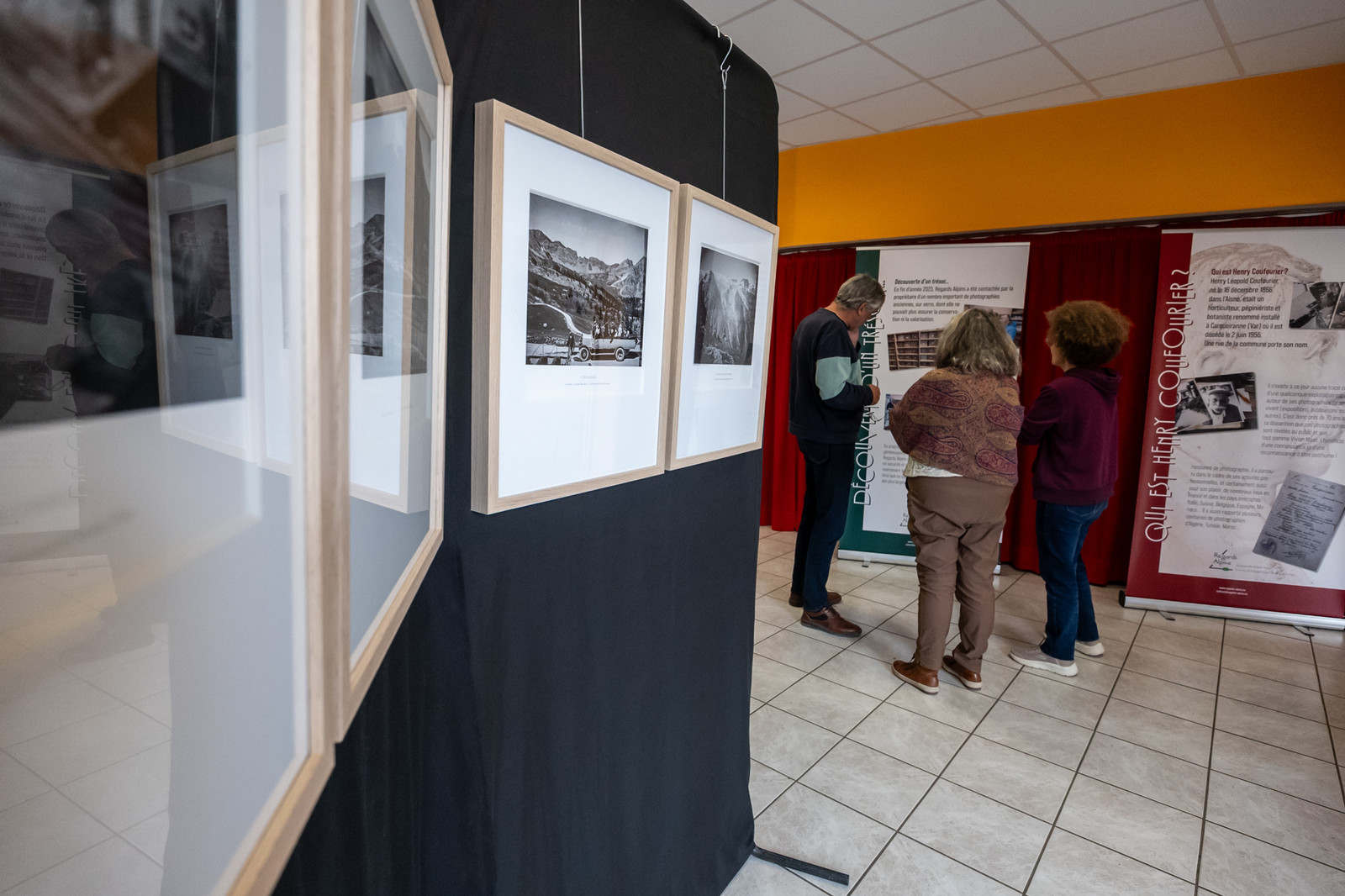 Exposition d'une sélection de photographies des Hautes-Alpes réalisées par Henry Coufourier entre 1913 et 1936 proposée par l'association Regards Alpins.