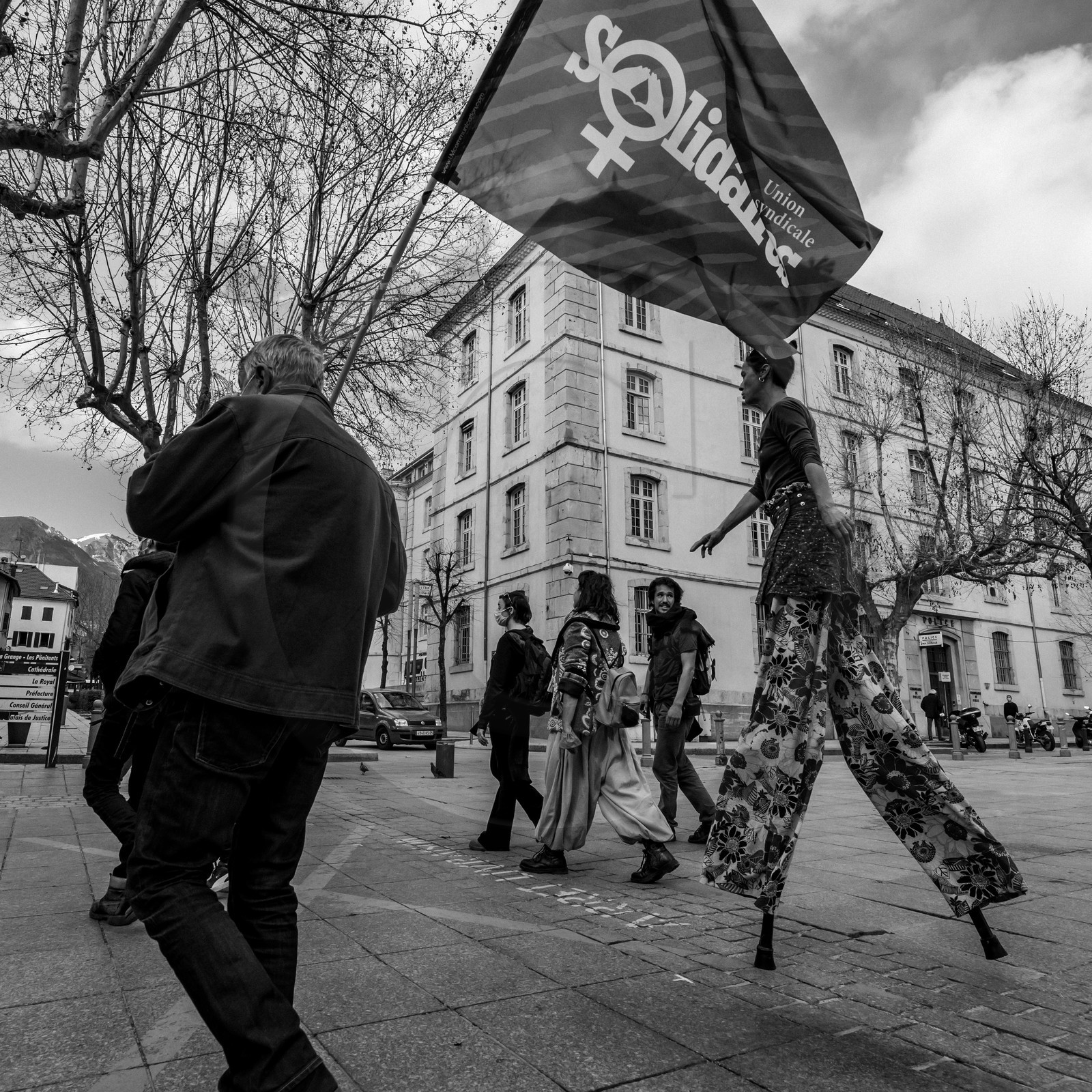 8 mars 2021 : Journée internationale du droit des Femmes