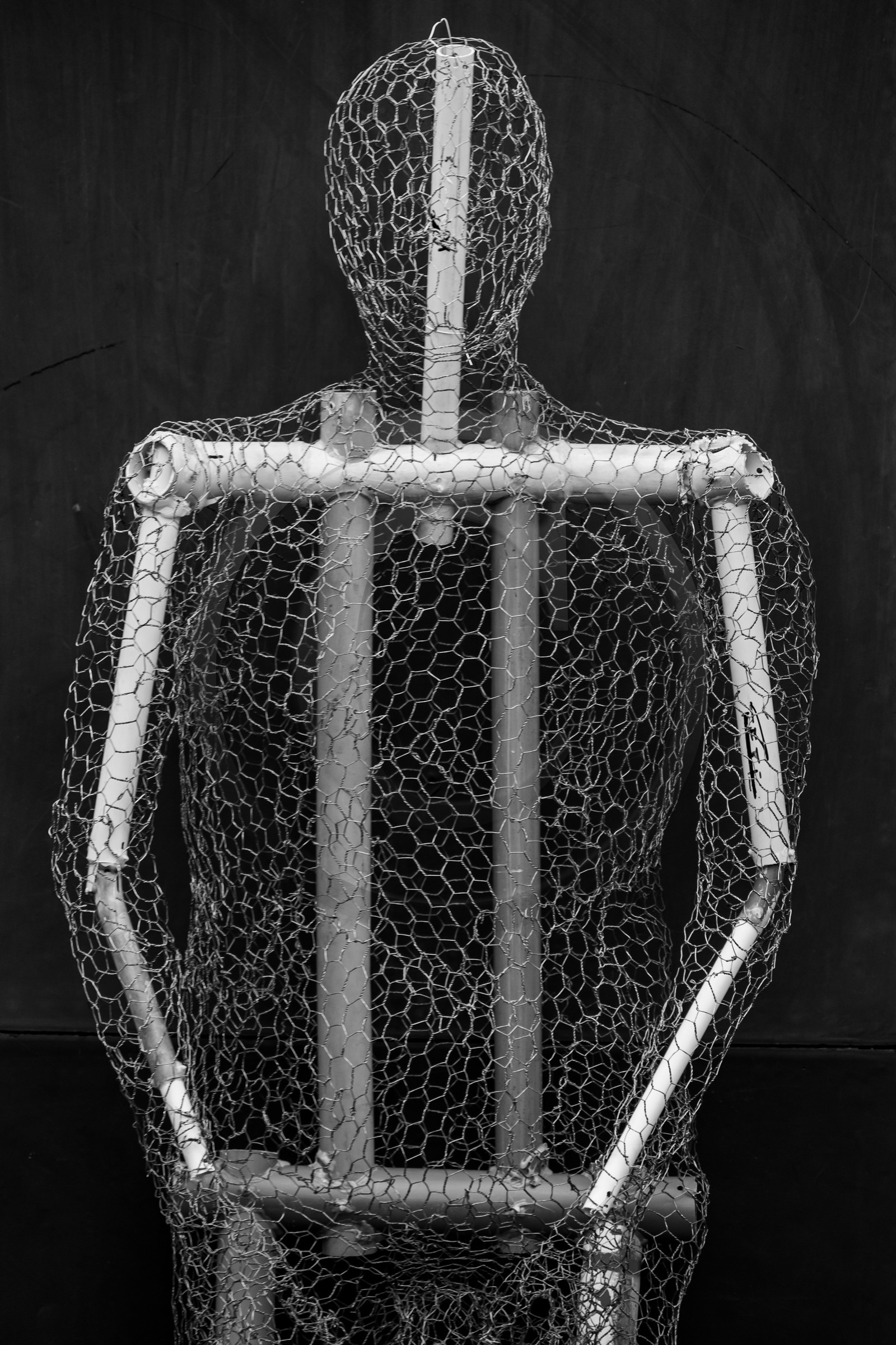 Conception et fabrication de Marcel Joli Coeur l'homme de l'Ouort, avec Barbara Fougnon, artiste plasticienne, dans le cadre de son projet de forêt d'hommes