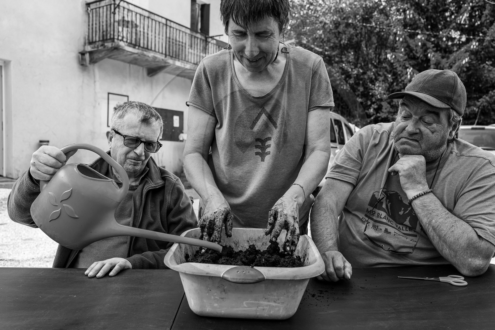 24 mai 2023 : du bricolage, du jardinage et une visite