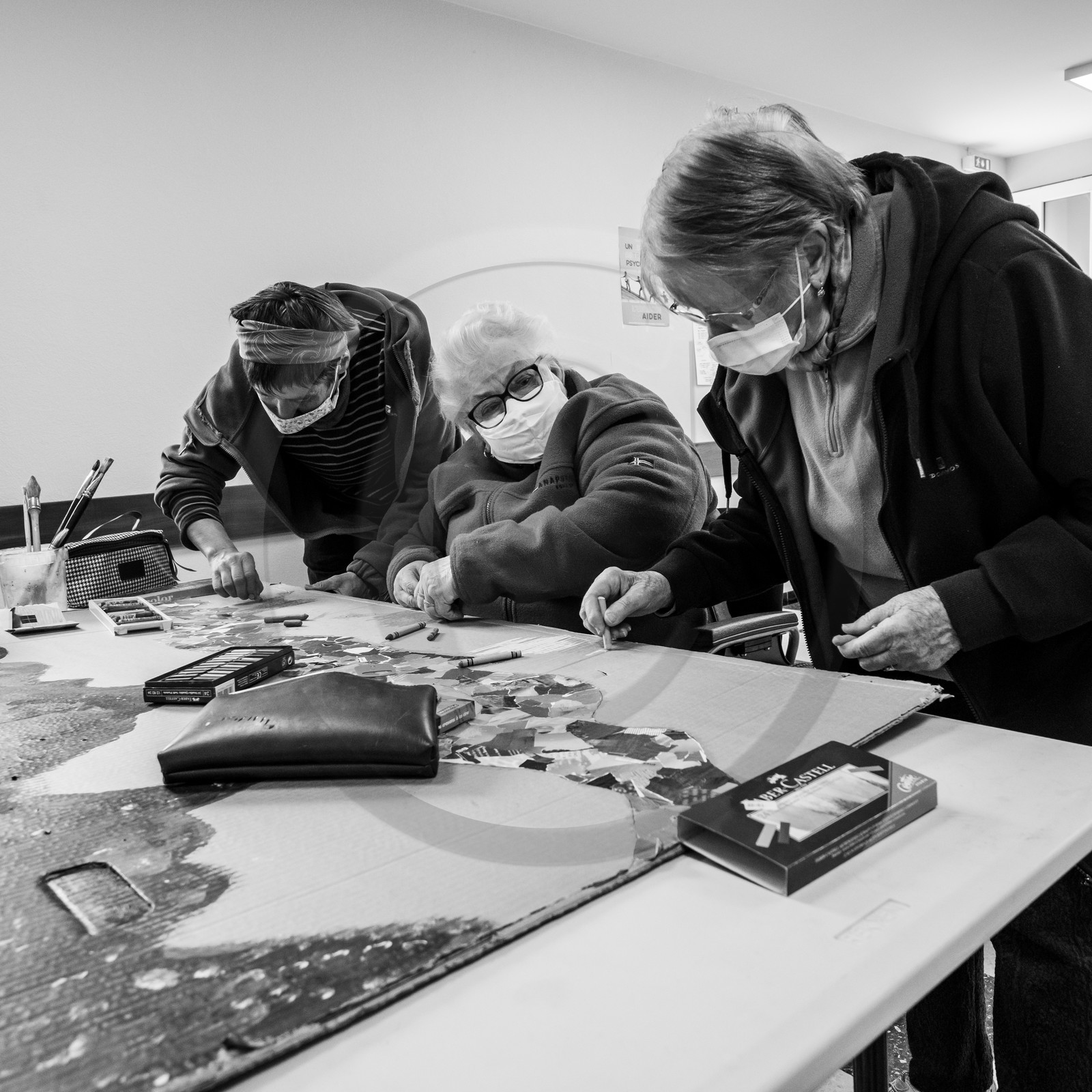 21 avril : jardinage, collages, peinture