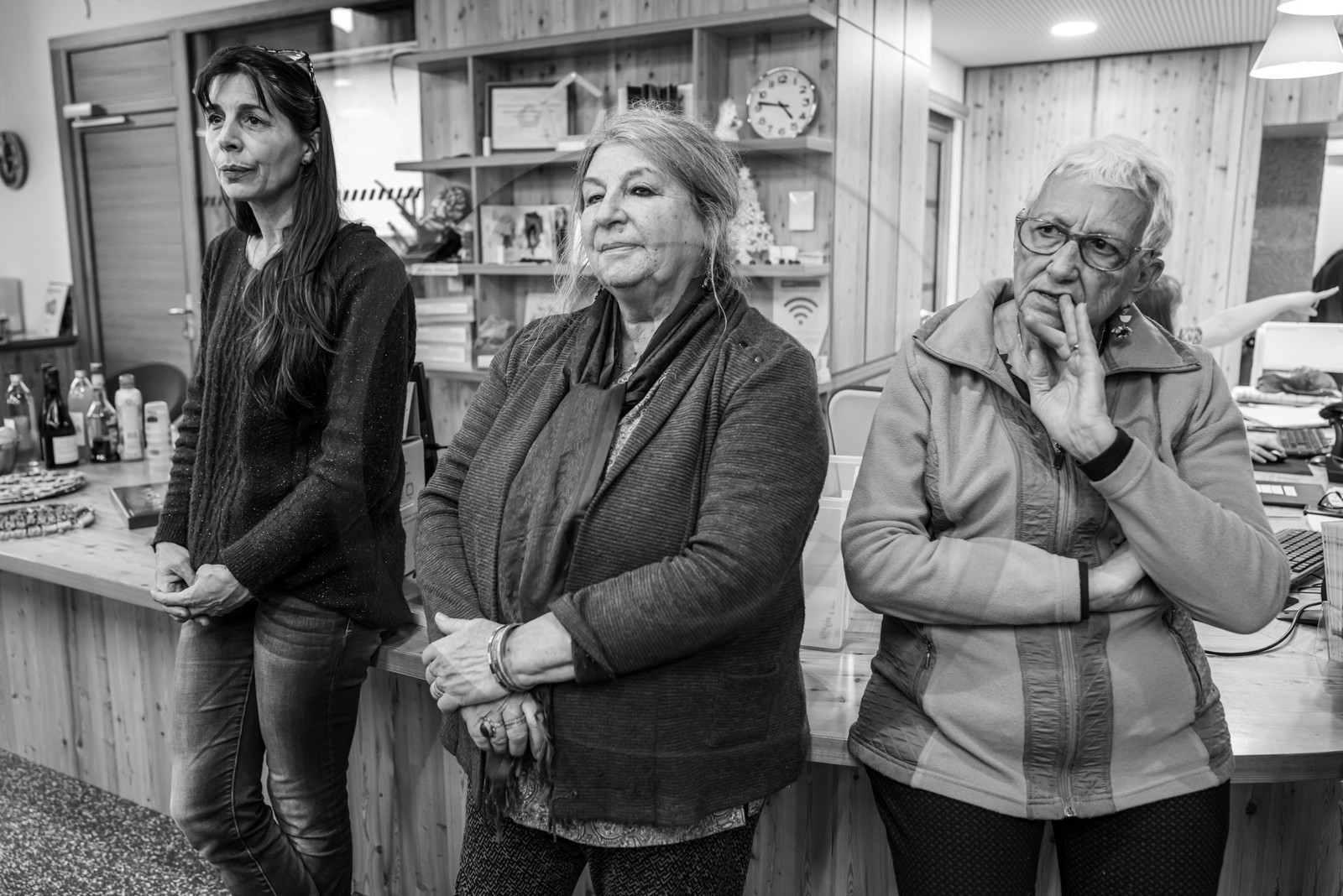 Vernissage de l'exposition L comme laine, lien, lieu à la médiathèque de St-Bonnet-en-Champsaur