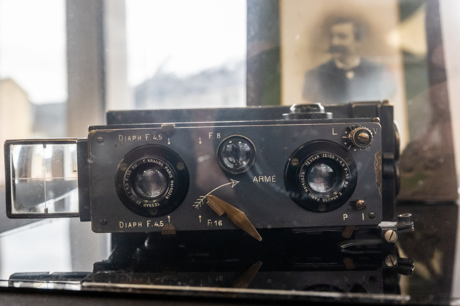 Exposition d'une sélection de photographies des Hautes-Alpes réalisées par Henry Coufourier entre 1913 et 1936 proposée par l'association Regards Alpins.