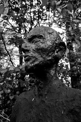 Exposition La forêt d'hommes, une création de Barbara Fougnon, artiste plasticienne